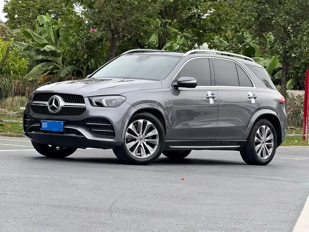 Mercedes-Benz GLE — фото 1
