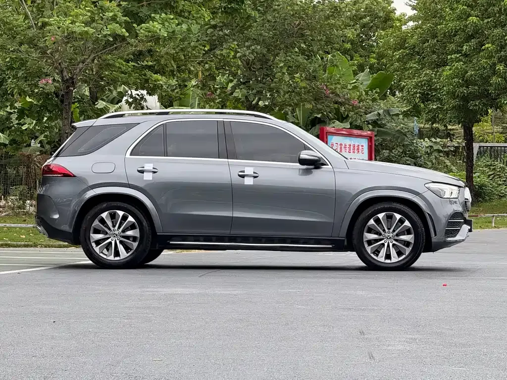 Mercedes-Benz GLE — фото 6