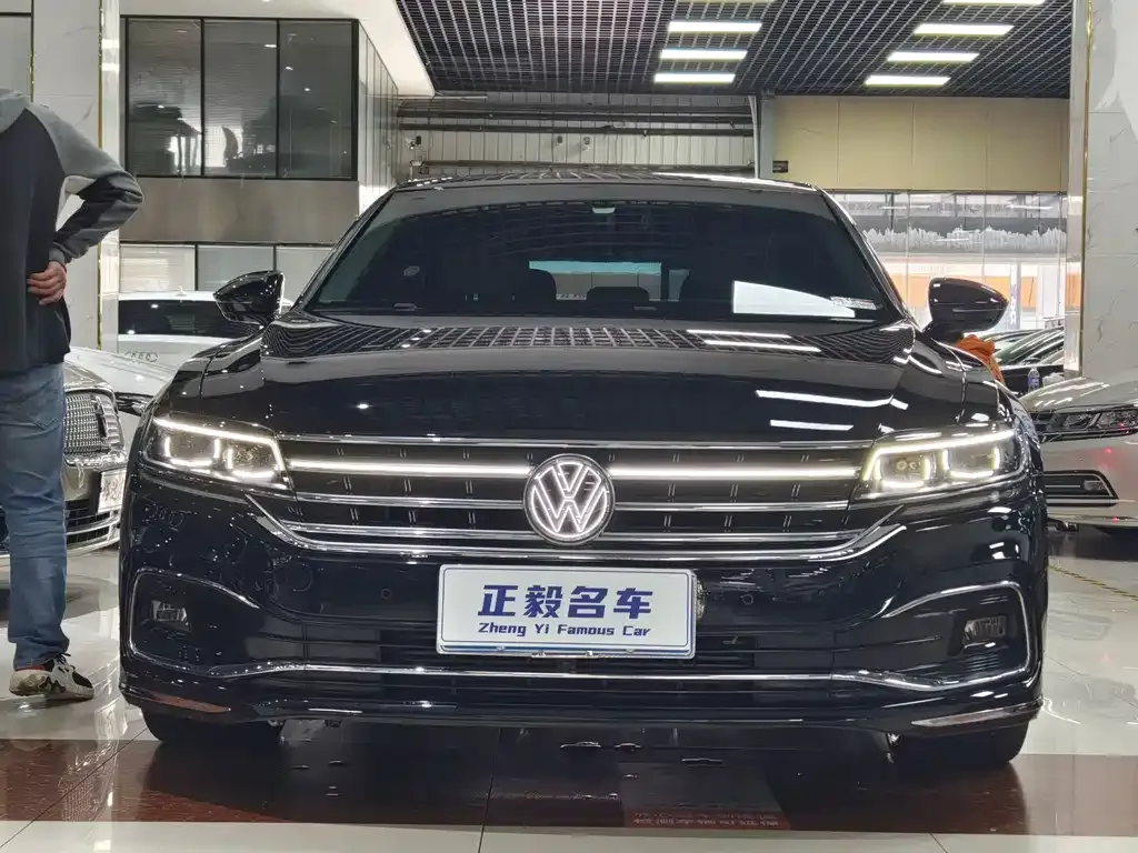 Volkswagen Phideon — фото 2