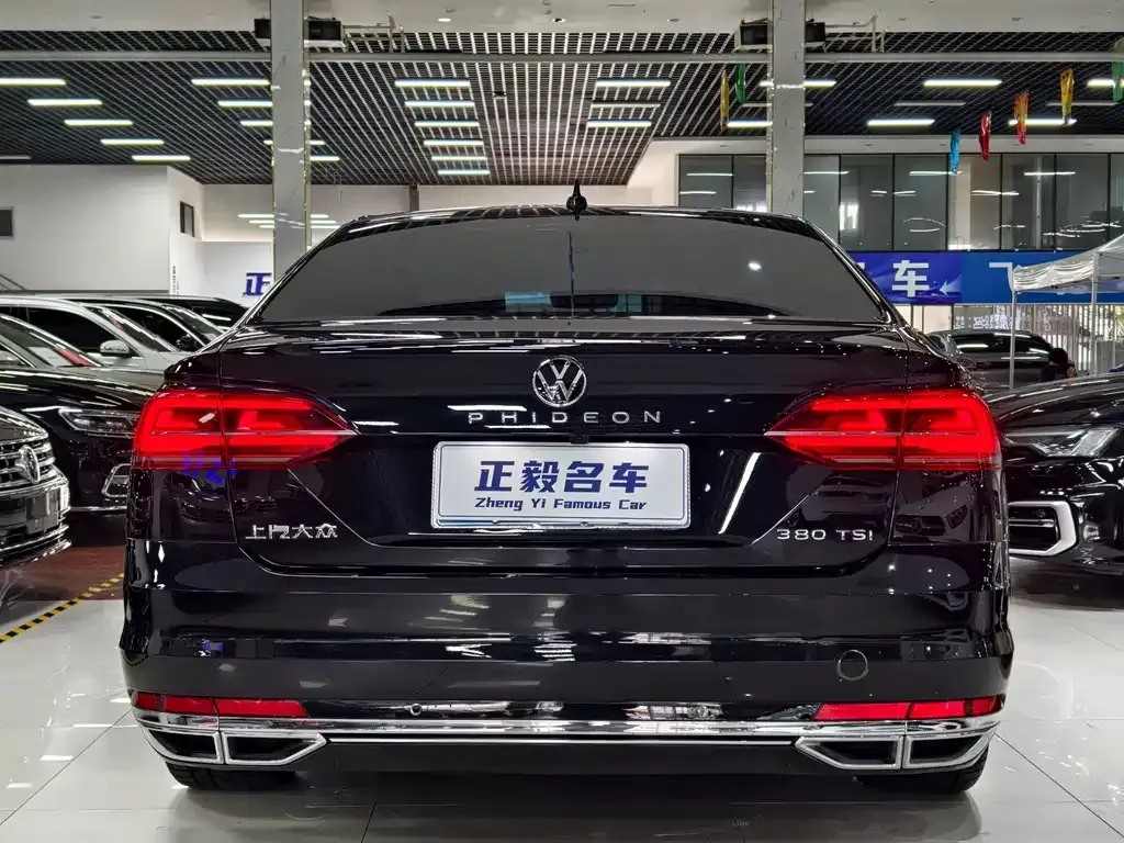 Volkswagen Phideon — фото 7