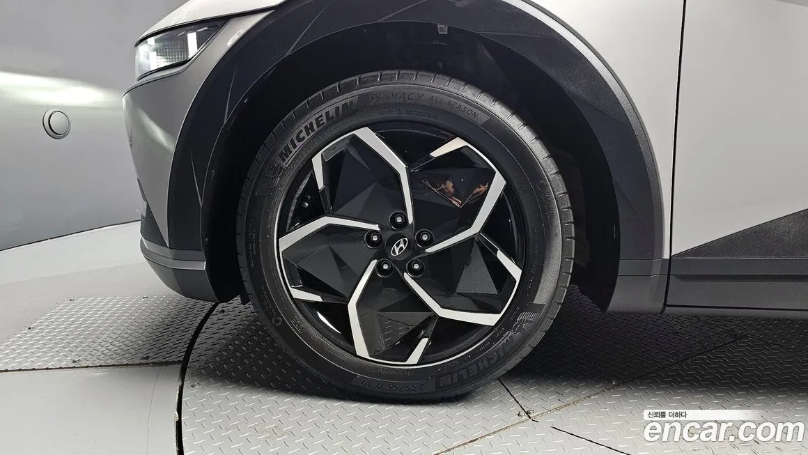 Hyundai Ioniq5 — фото 5