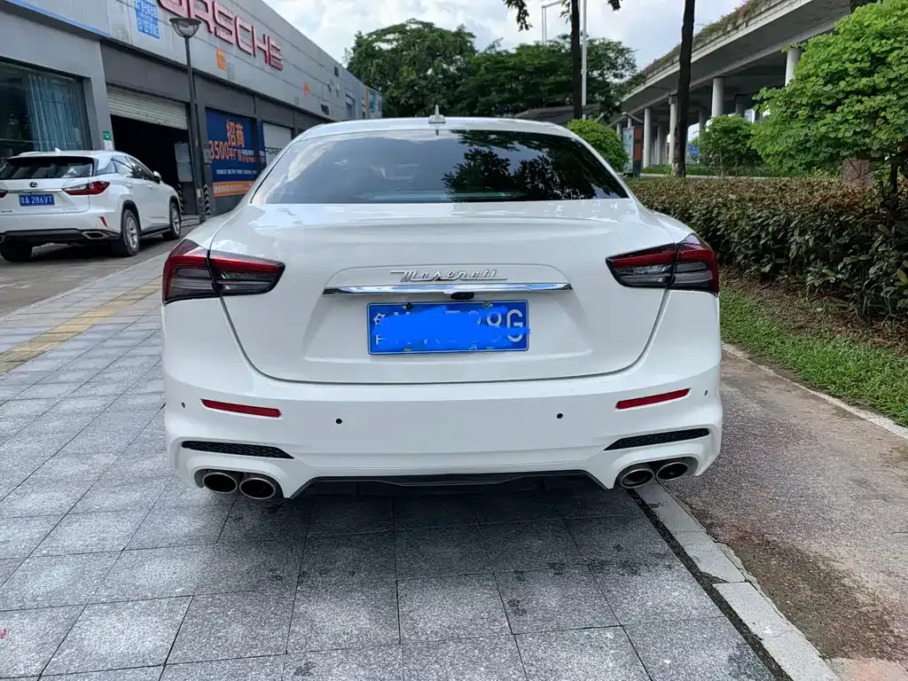 Maserati Ghibli — фото 6