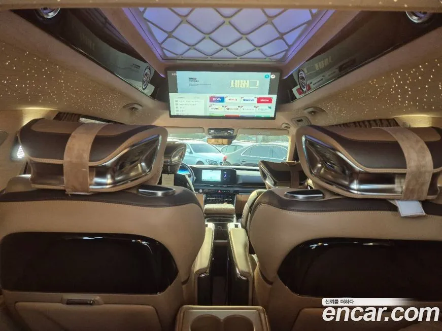 Kia Carnival — фото 1