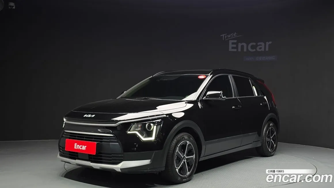 Kia Niro — фото 1