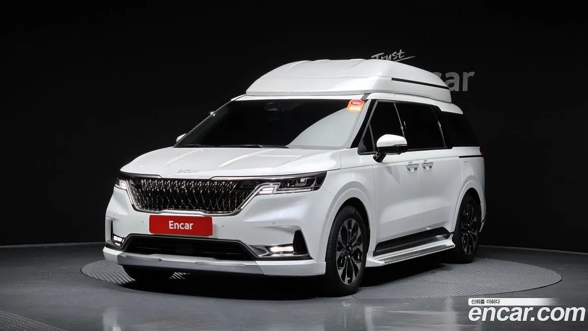 Kia Carnival — фото 1