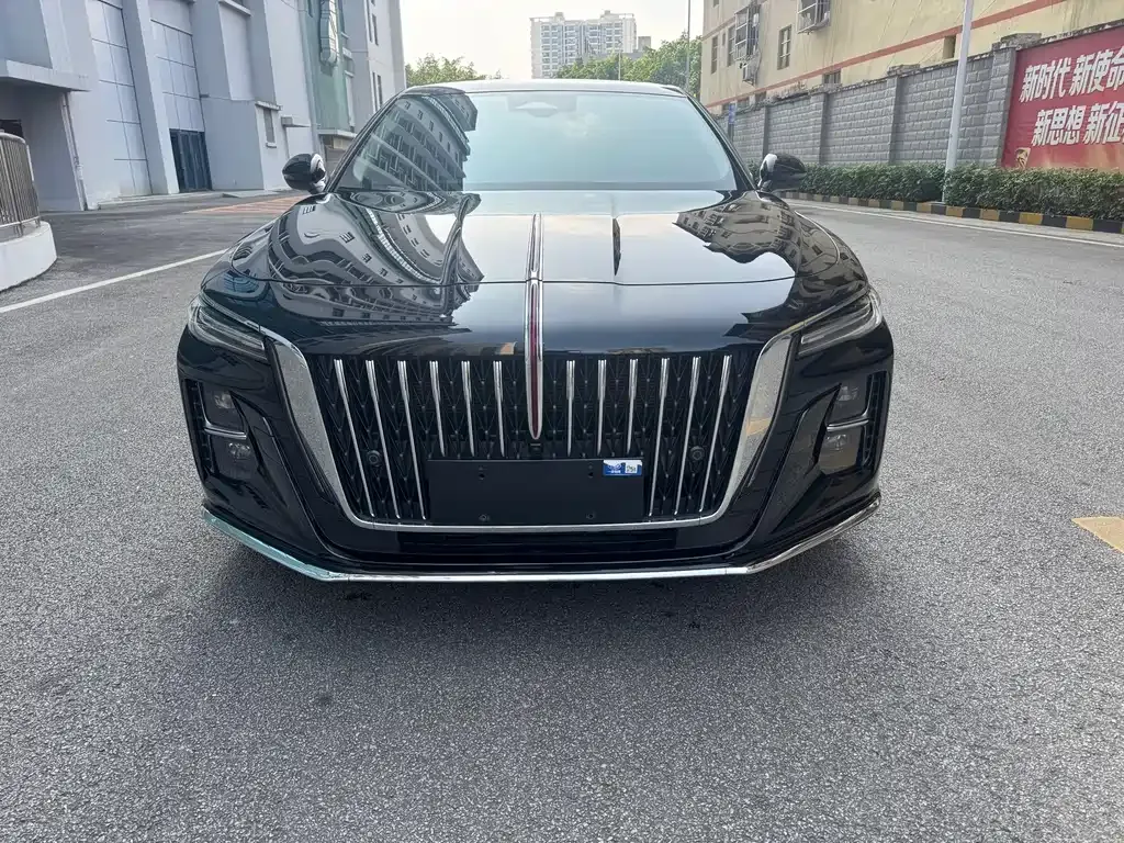 Hongqi H5 — фото 2