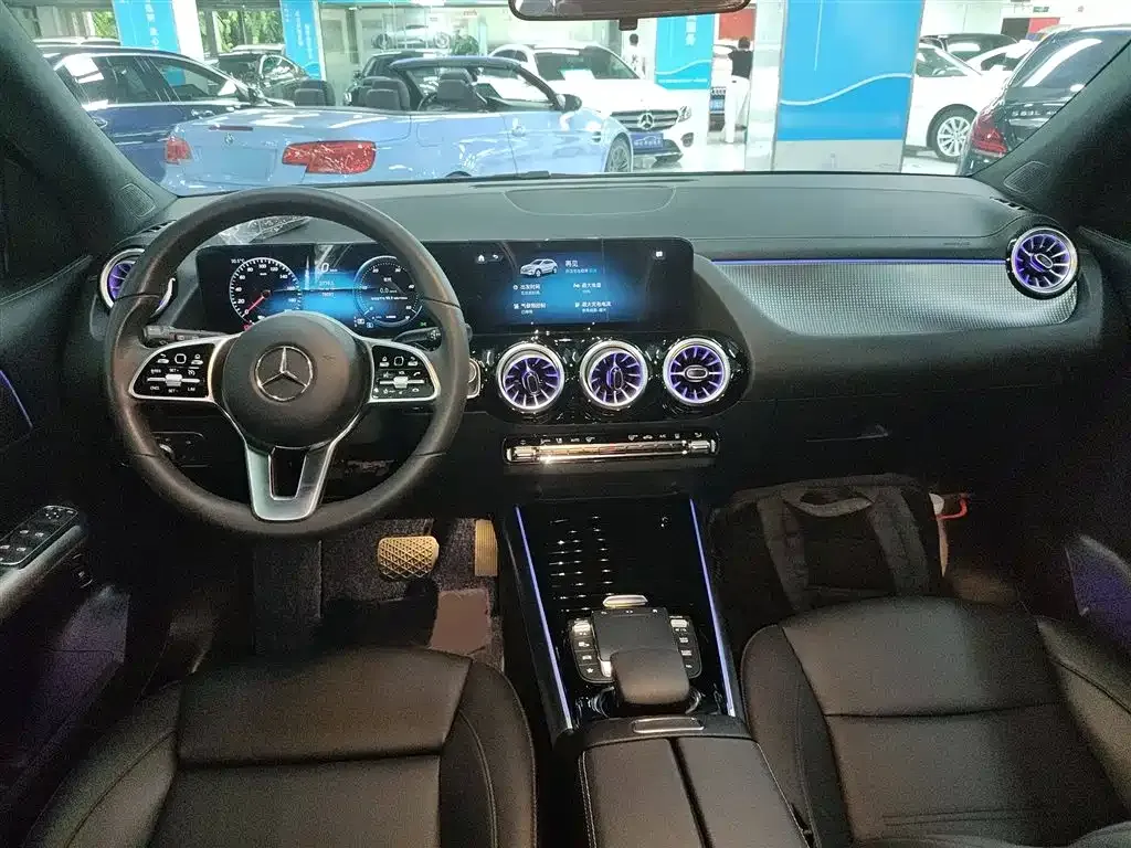 Mercedes-Benz EQA — фото 10