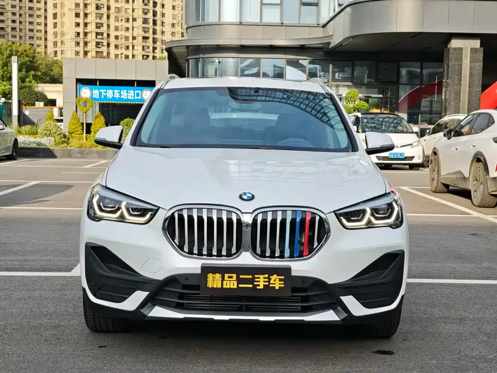 BMW X1 — фото 2