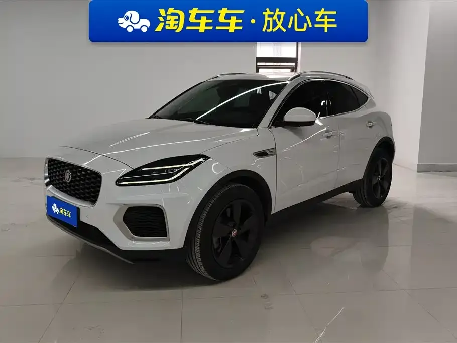 Jaguar E-PACE — фото 1