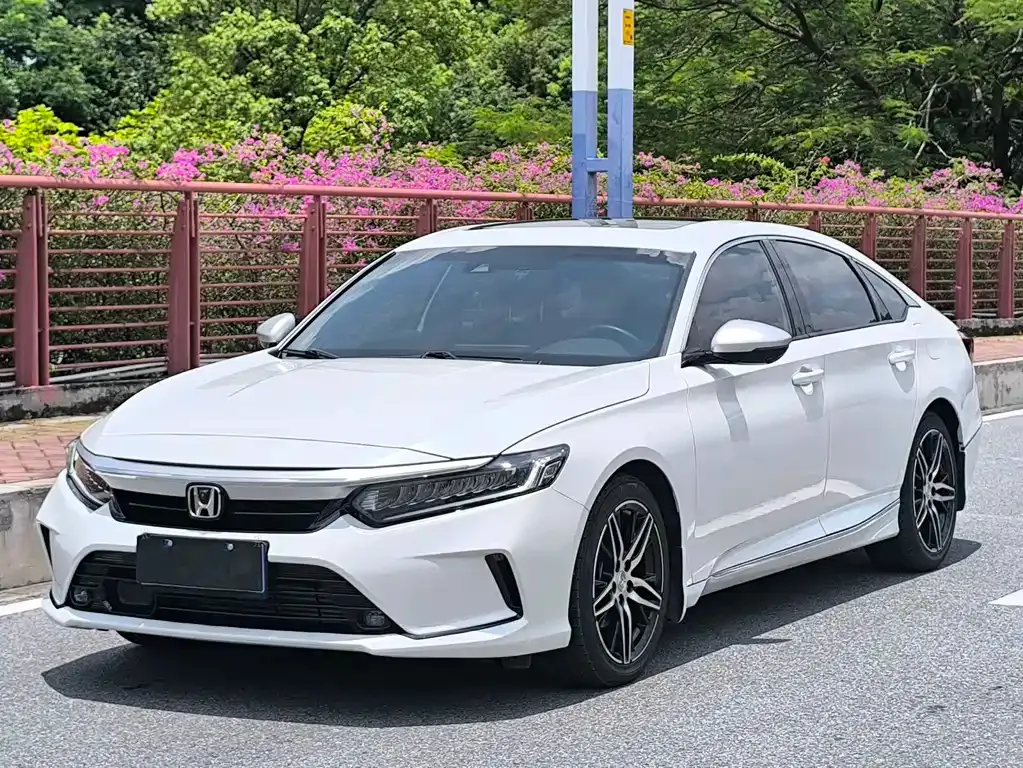 Honda Inspire — фото 1