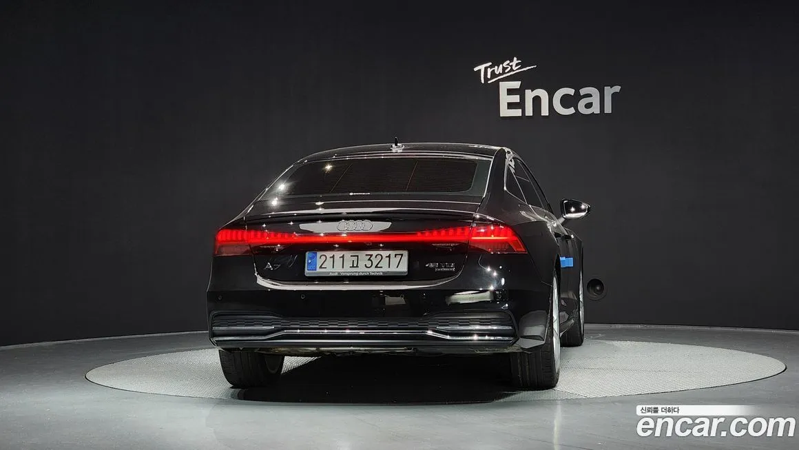 Audi A7 — фото 4