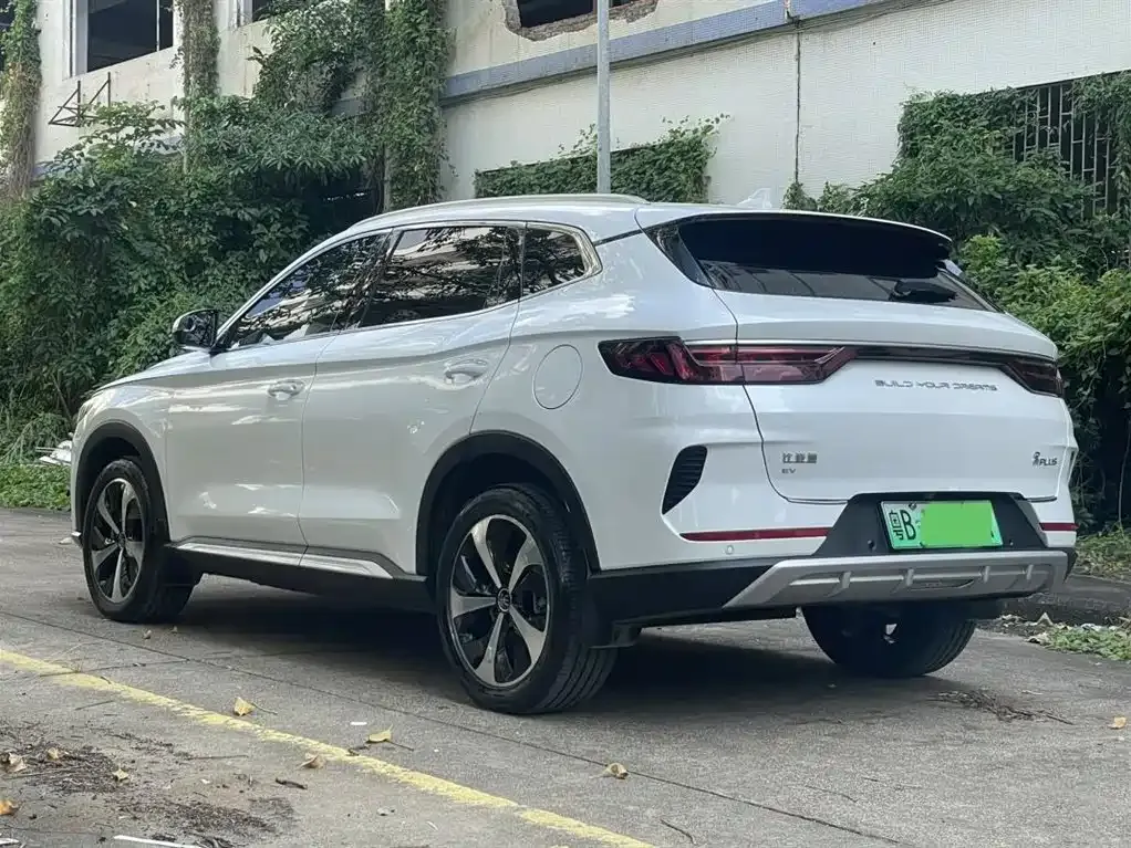 BYD PLUS New Energy — фото 6