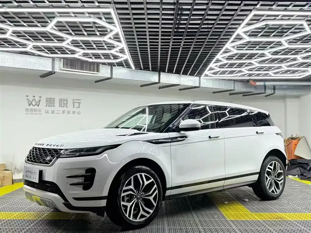 Land Rover Evoque — фото 1