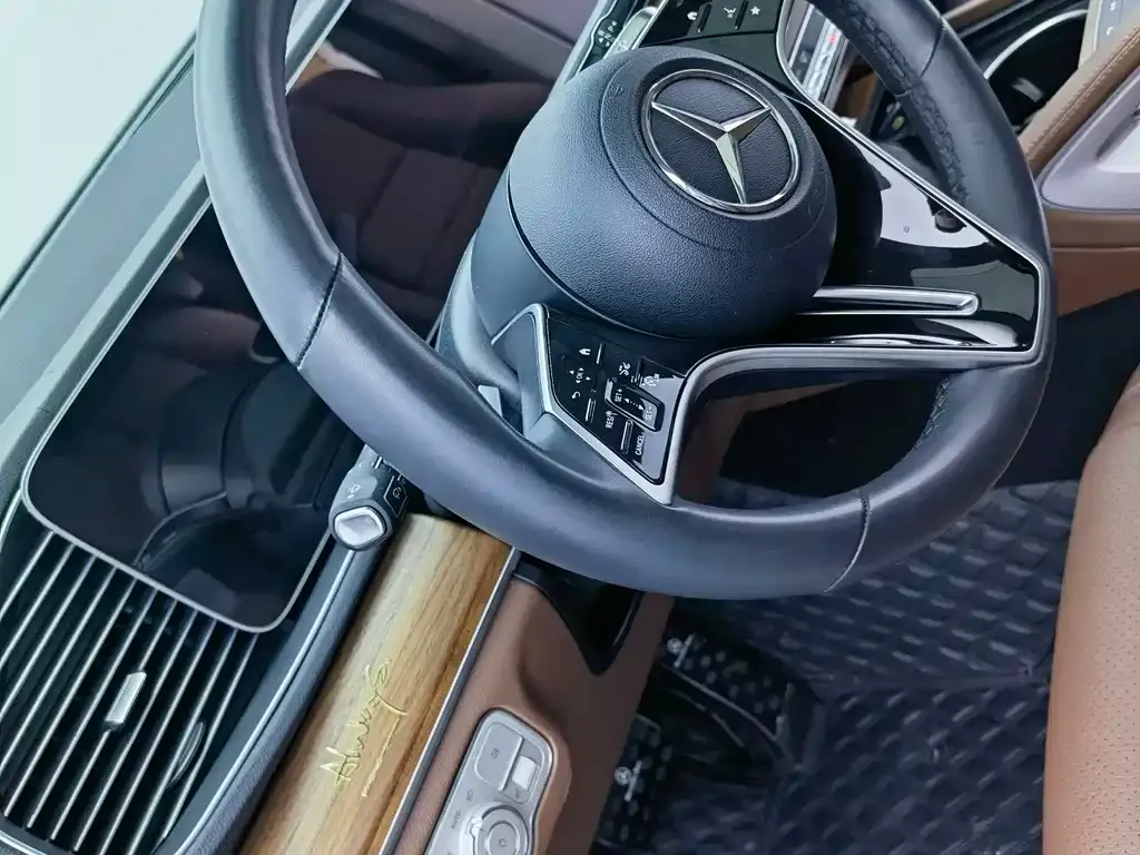 Mercedes-Benz GLE — фото 10