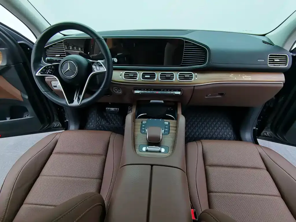 Mercedes-Benz GLE — фото 9