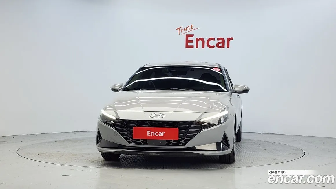 Hyundai AVANTE — фото 3