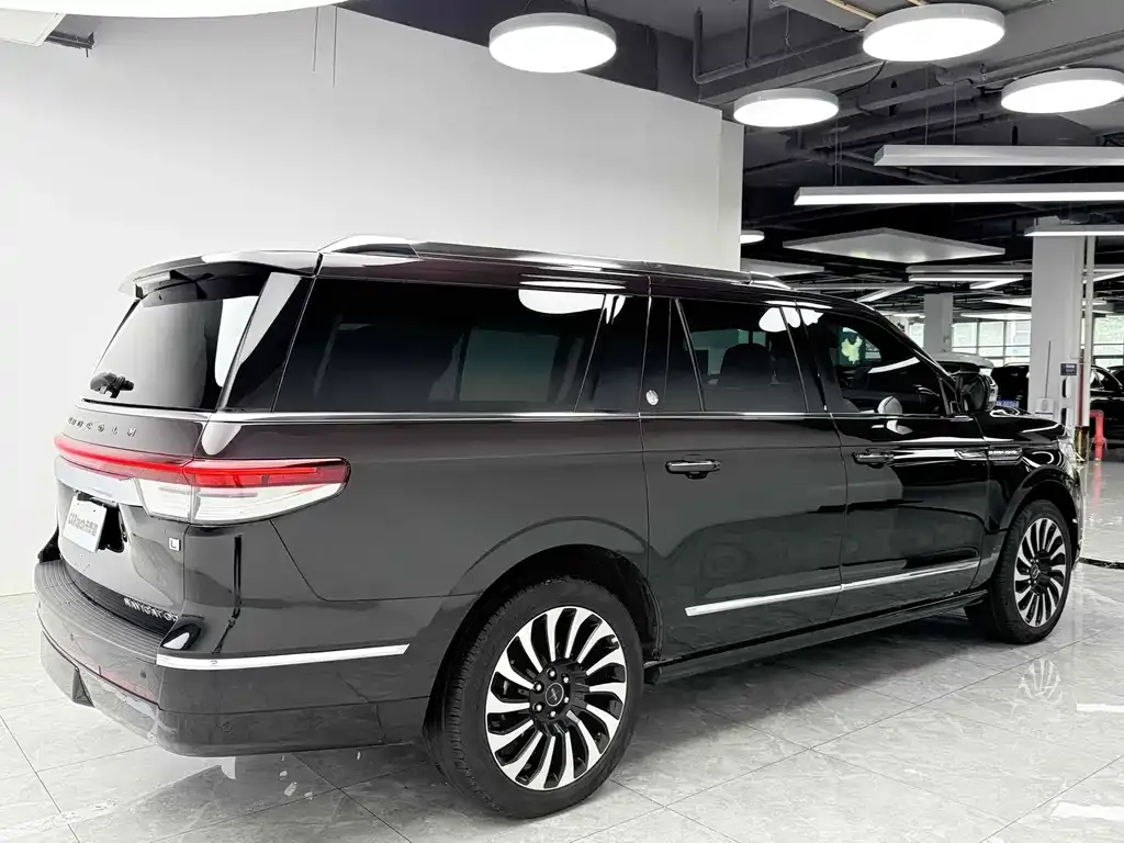 Lincoln Navigator — фото 4