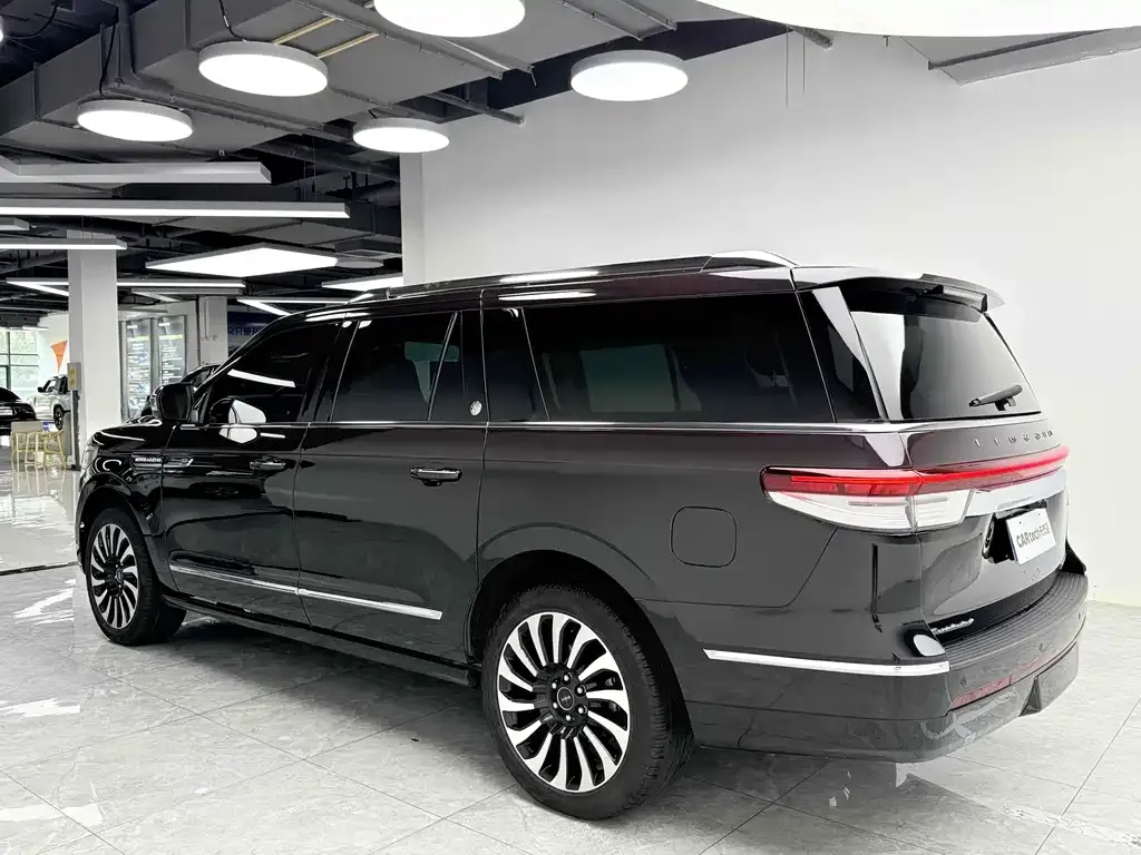 Lincoln Navigator — фото 6
