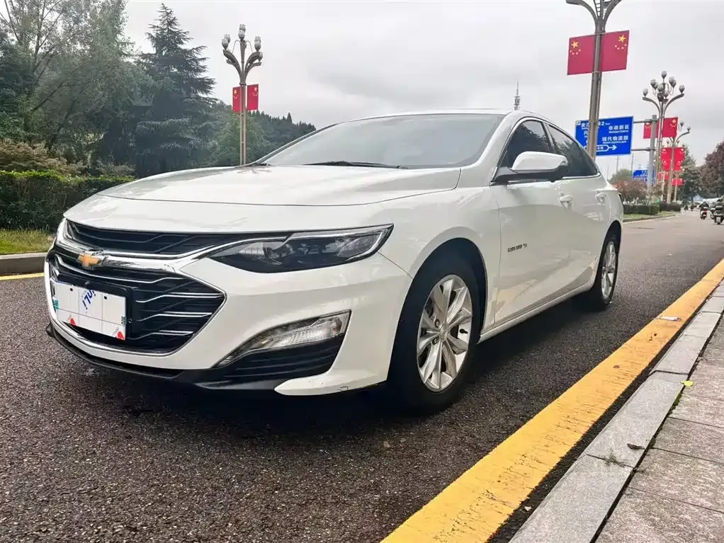 Chevrolet Malibu XL — фото 1