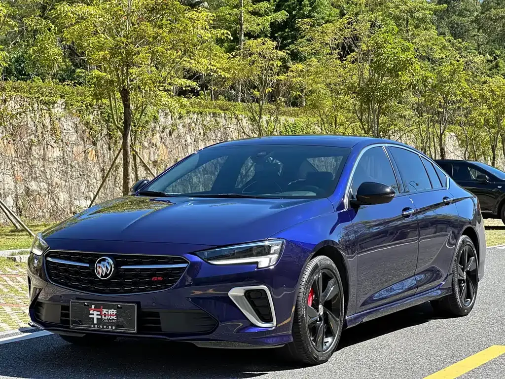 Buick Regal — фото 1