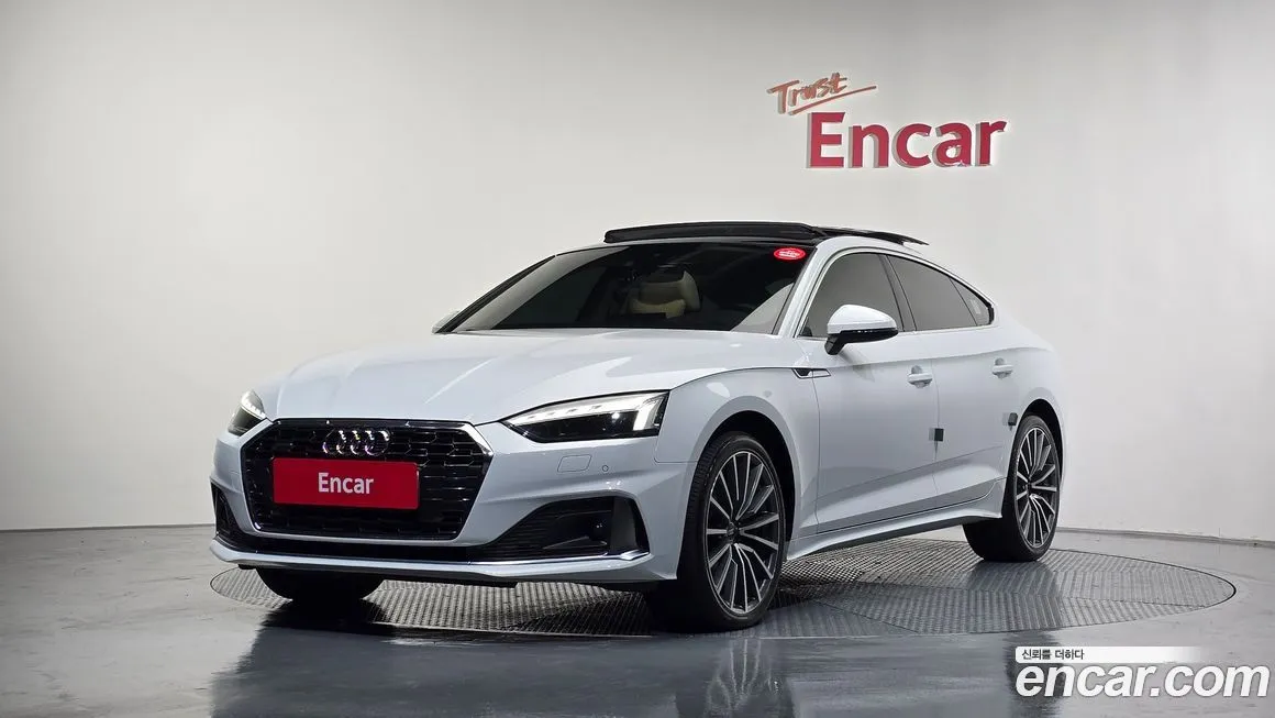 Audi A5 — фото 1