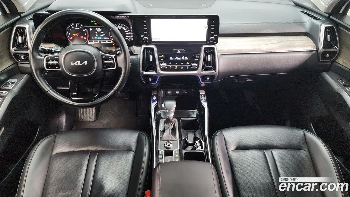 Kia Sorento — фото 7