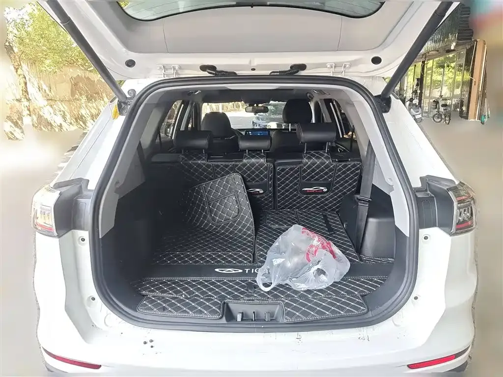 Chery Tiggo 8 — фото 10