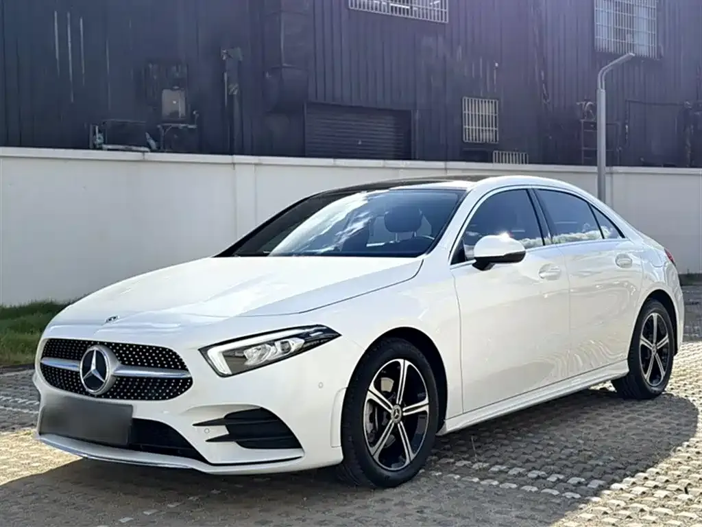 Mercedes-Benz A-Class — фото 1