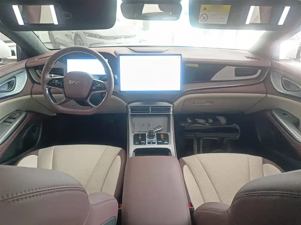 BYD Seal — фото 10
