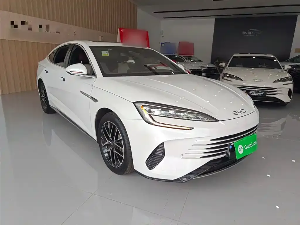 BYD Seal — фото 4