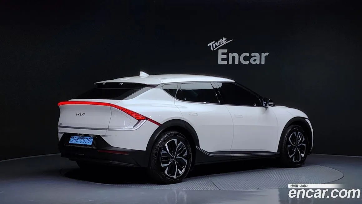Kia EV6 — фото 2