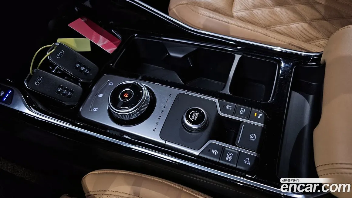 Kia Sorento — фото 9