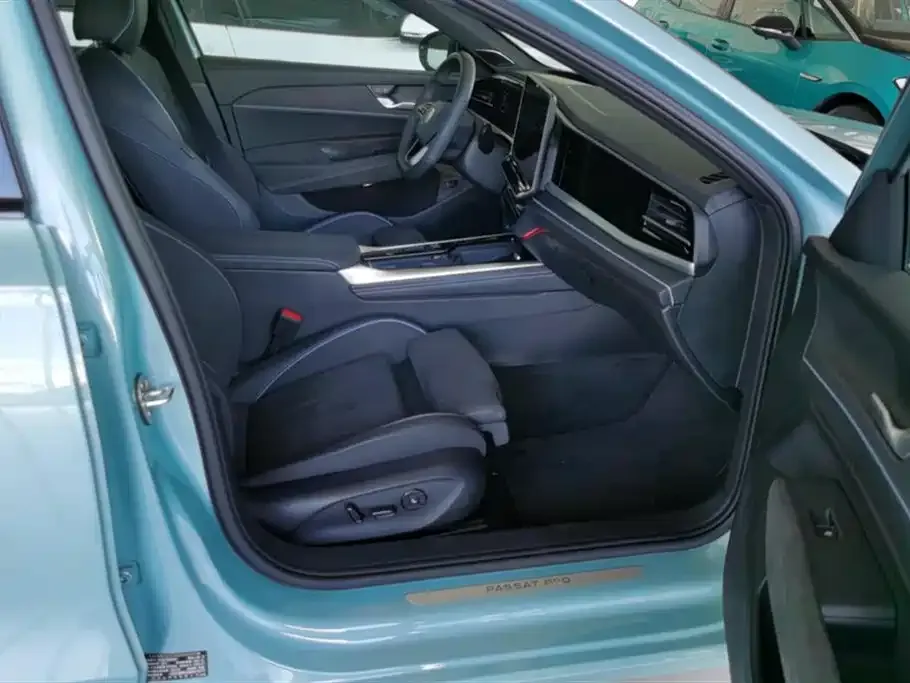 Volkswagen Passat — фото 8