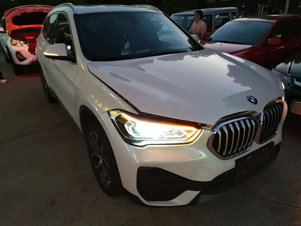 BMW X1 — фото 4
