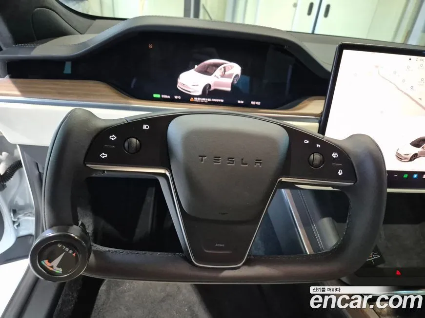 Tesla Model S — фото 10
