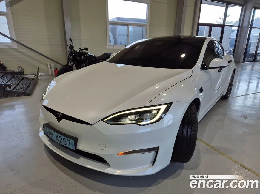 Tesla Model S — фото 3