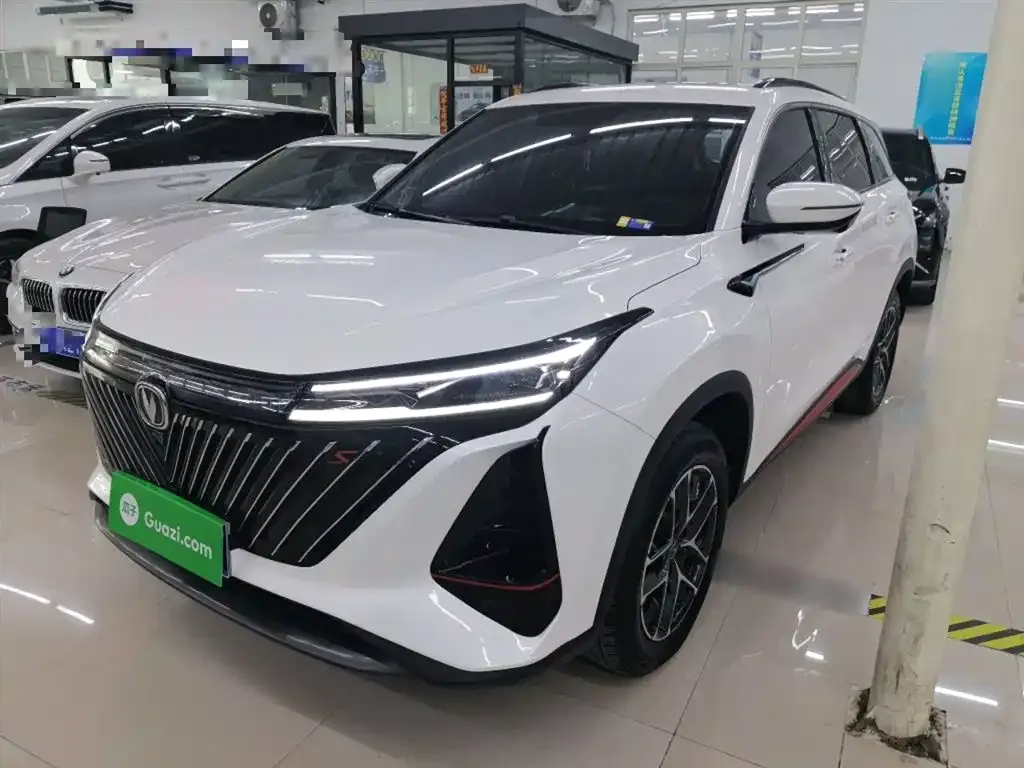 Changan CS75PLUS — фото 1