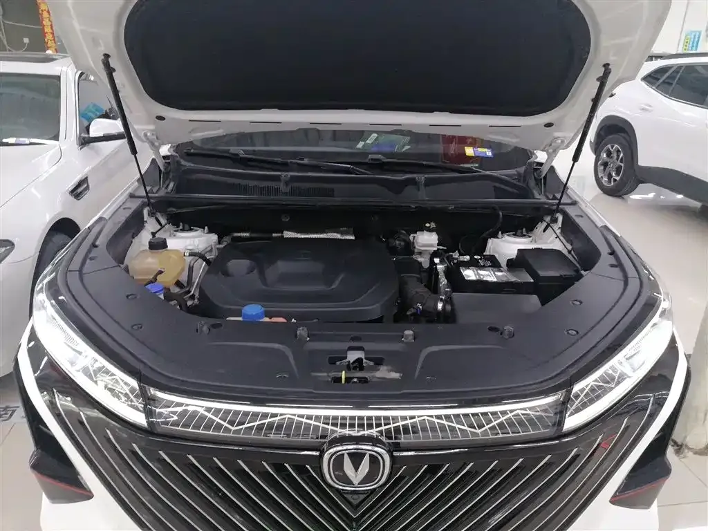 Changan CS75PLUS — фото 10