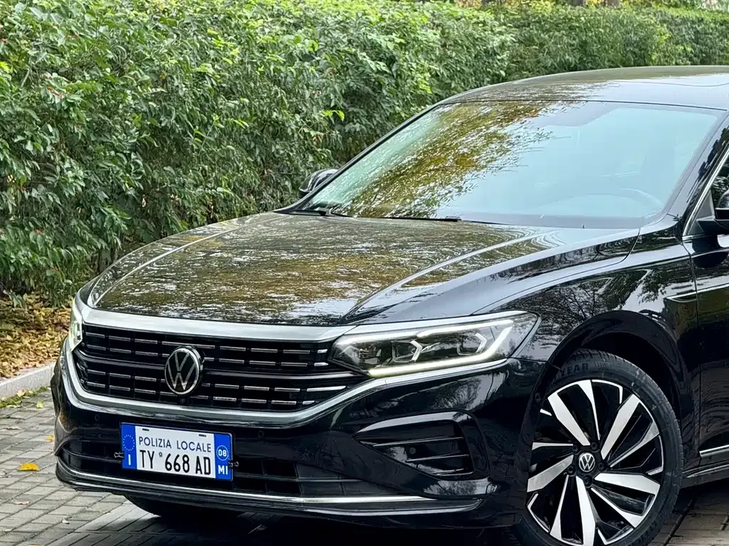 Volkswagen Passat — фото 3