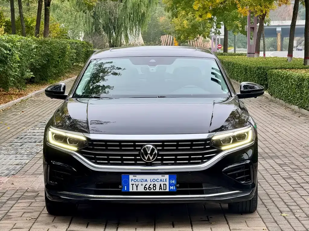 Volkswagen Passat — фото 5