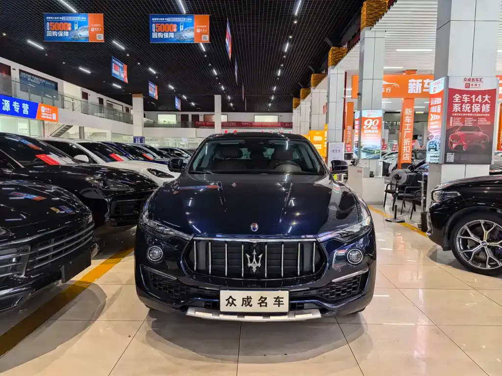 Maserati Levante — фото 2