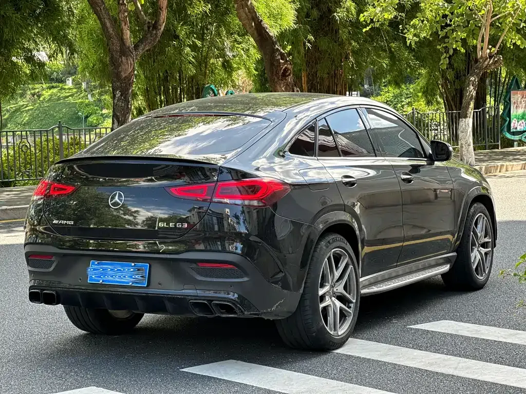 Mercedes-Benz GLE Coupe AMG — фото 9