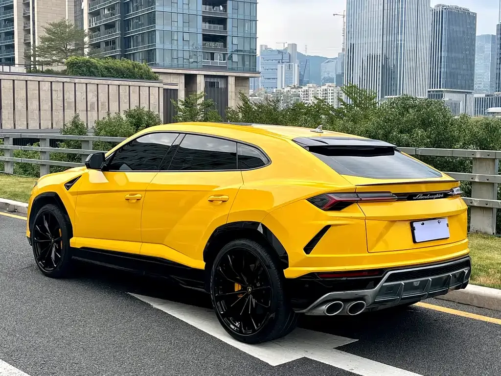 Lamborghini Urus — фото 4