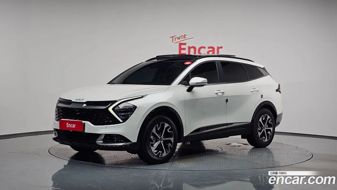 Kia Sportage — фото 1