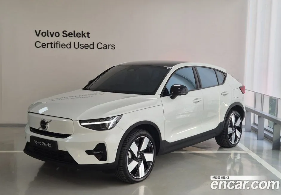 Volvo C40 — фото 1
