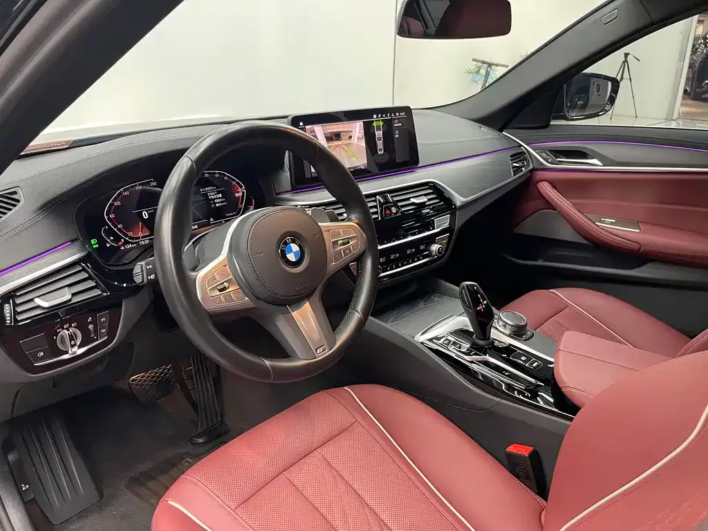 BMW 5 Series — фото 10