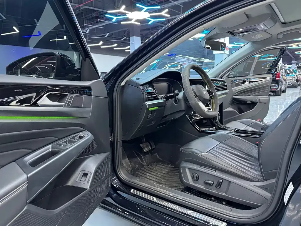Volkswagen Passat — фото 4