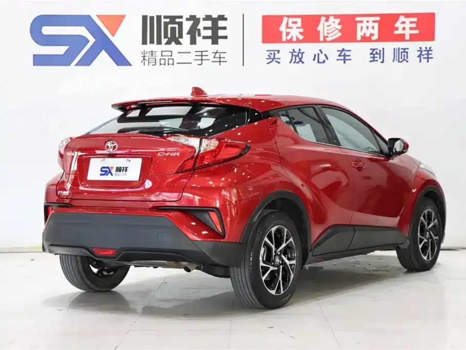 Toyota C-HR — фото 4