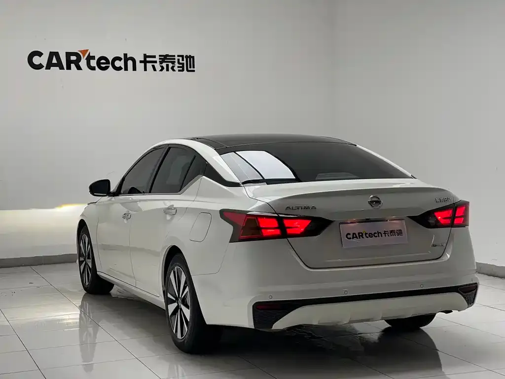 Nissan Teana — фото 10
