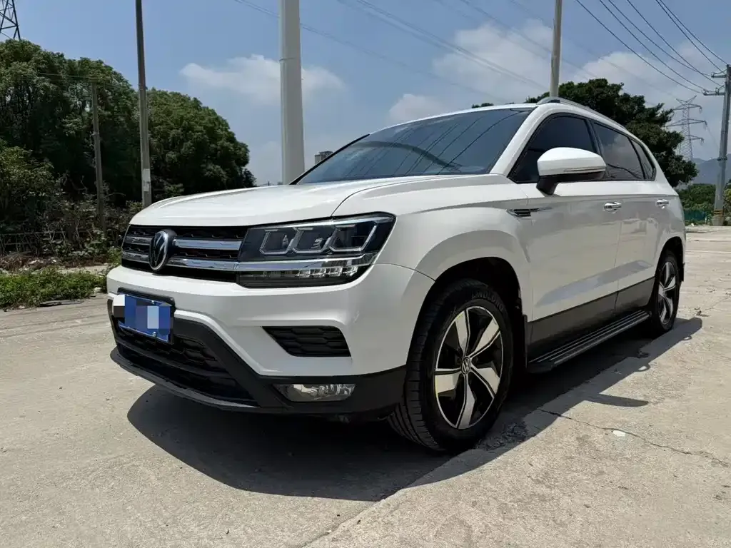 Volkswagen Tharu — фото 1